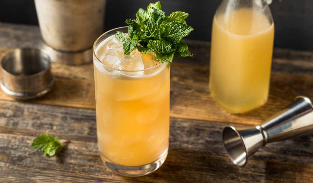 10 Tips to Master the Fog Cutter Cocktail with Welsh Gin
